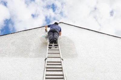Peinture extérieure à Pouze — façades et ravalement